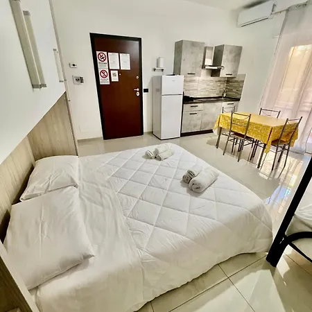 La Bottega Del Barbiere 3* סקליאה