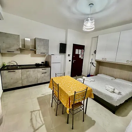 La Bottega Del Barbiere בית הארחה